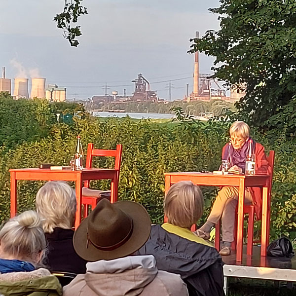 Sabine Peters liest beim Krefelder Literarischen Sommer 2021
